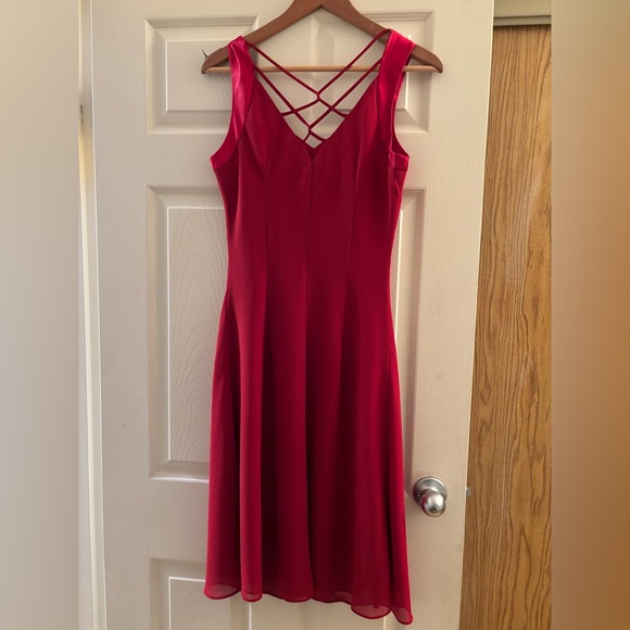 Red Dress - Picture 2 of 5